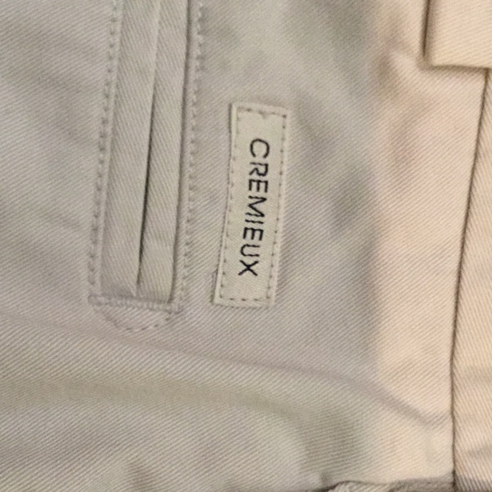 Mens Tan shorts. Size 34 - Picture 2 of 6